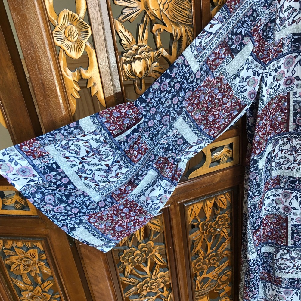 Krazy Kat Floral Patchwork Print Flared Kimono - image 4